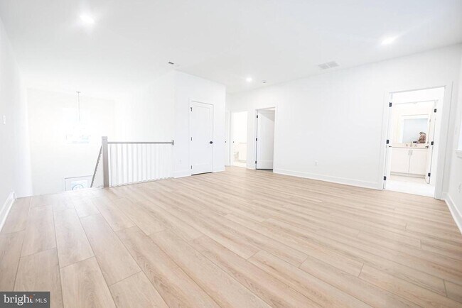 Foto del edificio - 4 Cherry Ln