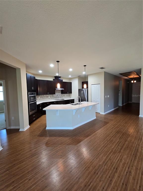 Foto del edificio - 10169 Winding River Rd
