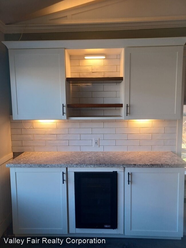 Building Photo - 4 br, 2 bath House - 1899 Nand Dr