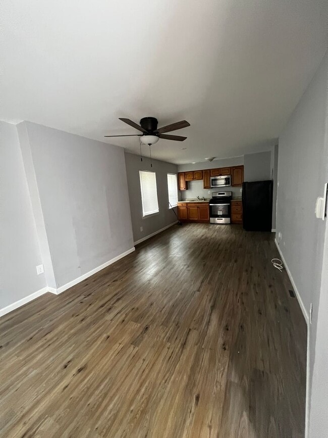 Building Photo - 616 N 33rd St