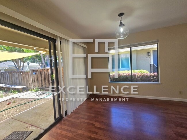 Building Photo - Single Story 2/2 with 2 Car Garage, AC, Patio, Community Pool