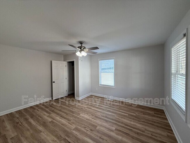 Foto del edificio - 312 Price Ave