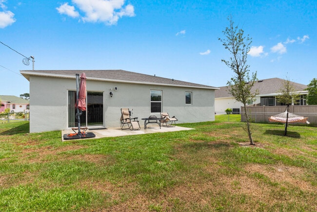 Foto del edificio - 1514 SW Kosnar Ave