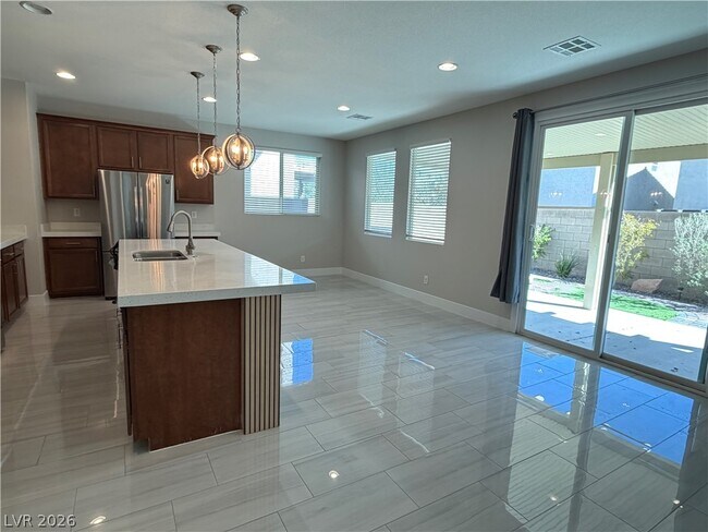 Building Photo - 4642 Engage St