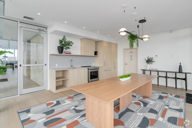 Dining Room - Ambi on Cambie