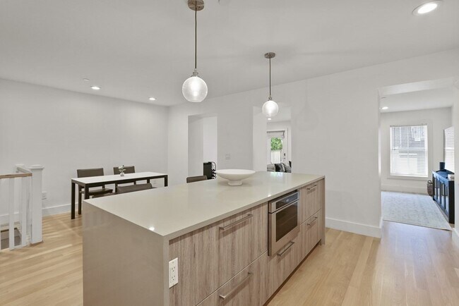 Foto del edificio - 55 E Springfield St