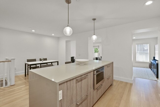 Building Photo - 55 E Springfield St