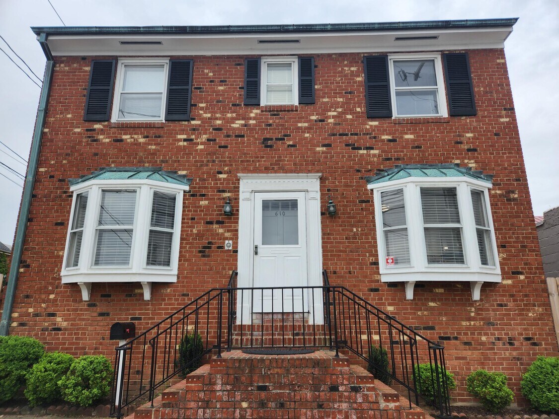 610 Gibbon St, Alexandria, VA 22314 House Rental in Alexandria, VA
