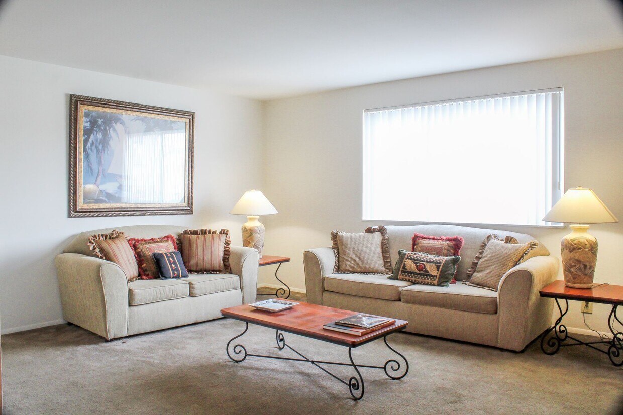 Imperial Gardens Apartments Saint Ann, MO