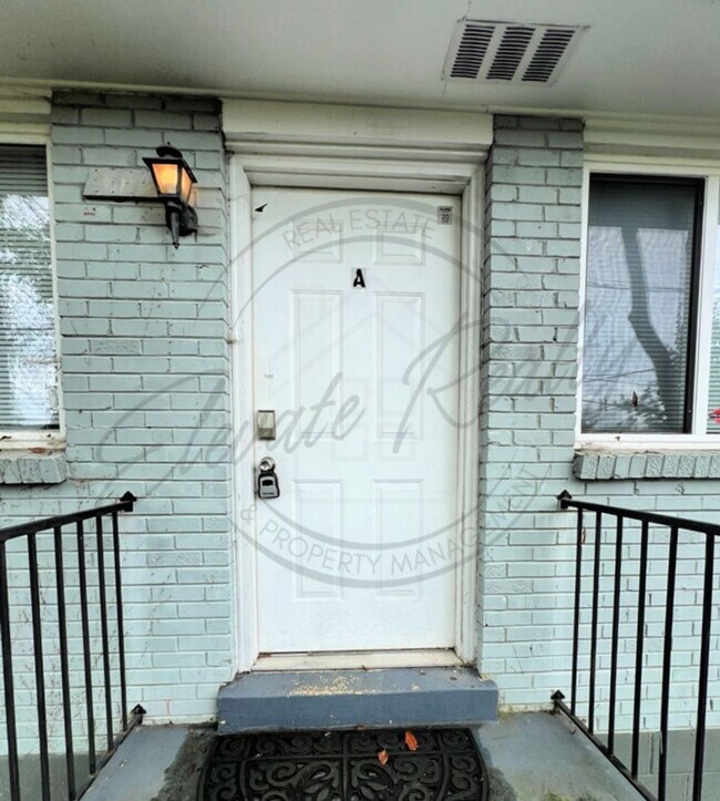 Foto del edificio - Furnished, Ranch Style Two Bedroom in the ...