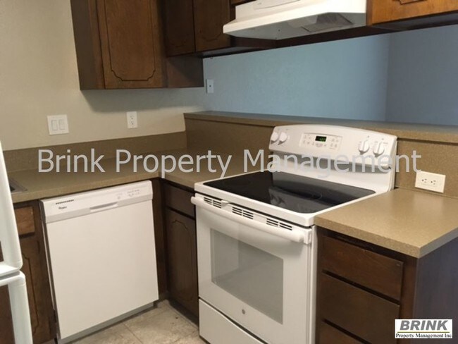 Building Photo - 14015 61st Pl W