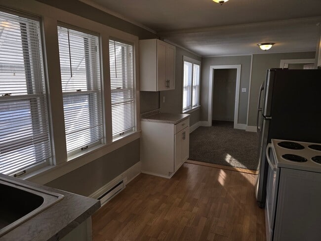 Foto del edificio - 503 W 5th Ave