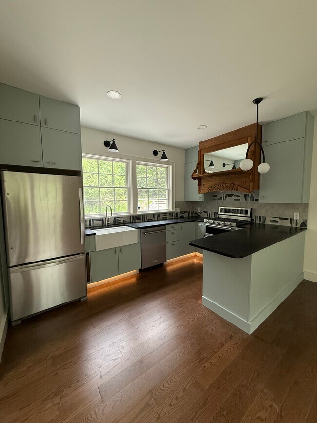 Foto del edificio - 108 Lindsay Hill Rd