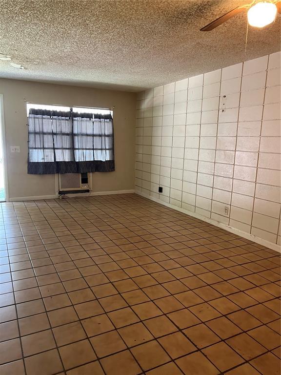 Foto del edificio - 2822 County Rd 200A