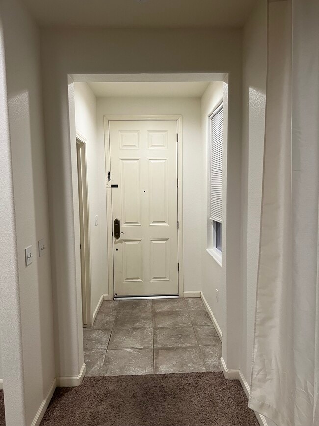 Front Door Entrance - 4354 Strathmore Pl