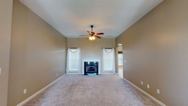 Foto del edificio - Immaculate Masterpiece in Prattville 4/2