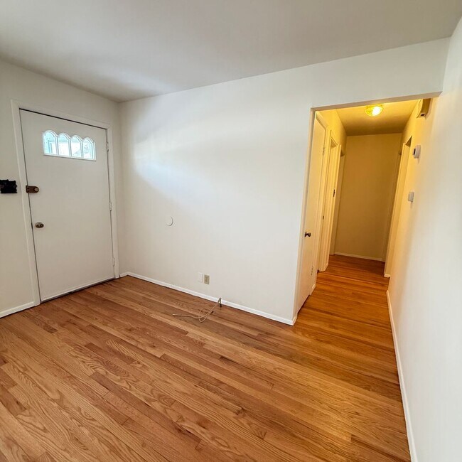 Foto del edificio - 3 Bedroom 2 BathHome