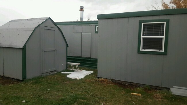 Building Photo - 2405 W College St