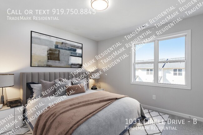 Foto del edificio - 1031 Circle Dr