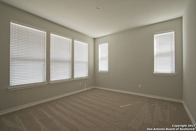 Building Photo - 23011 Woodlawn Ridge