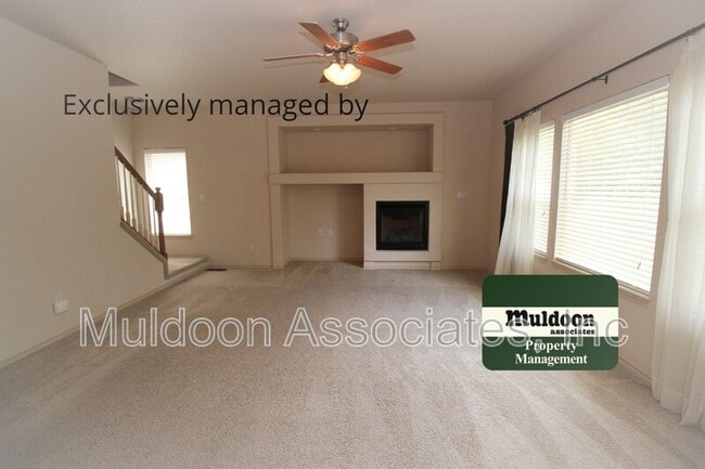 Building Photo - 5637 Cross Creek Dr