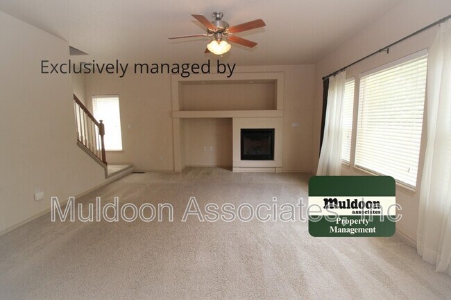 Foto del edificio - 5637 Cross Creek Dr