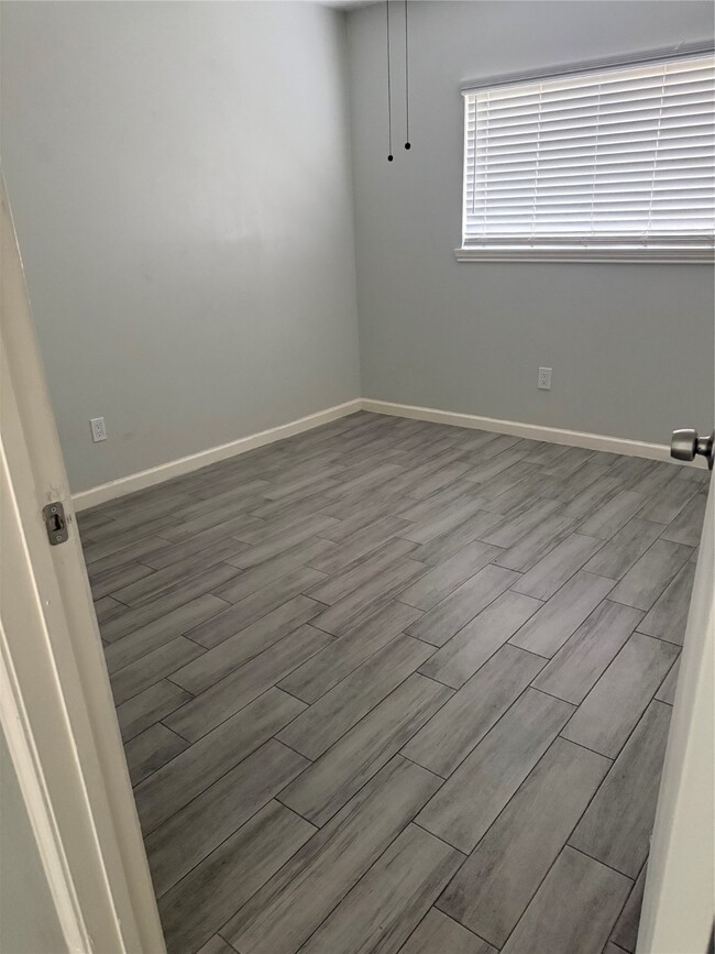 Foto del edificio - 4514 Wee Laddie Ln