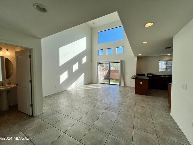 Building Photo - 4166 N Fortune Loop