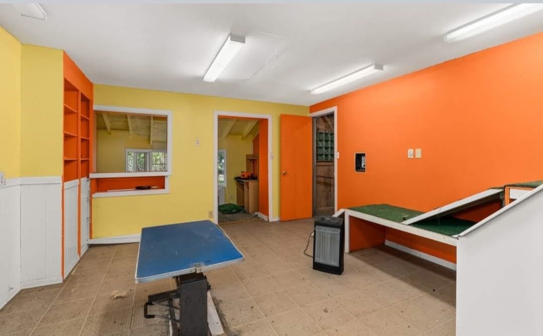 12 Bale Rd Unit Shop Apartment, Raymond, WA 98577 Apartments in