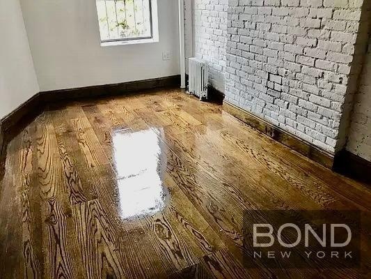 Building Photo - 360 W 53rd St
