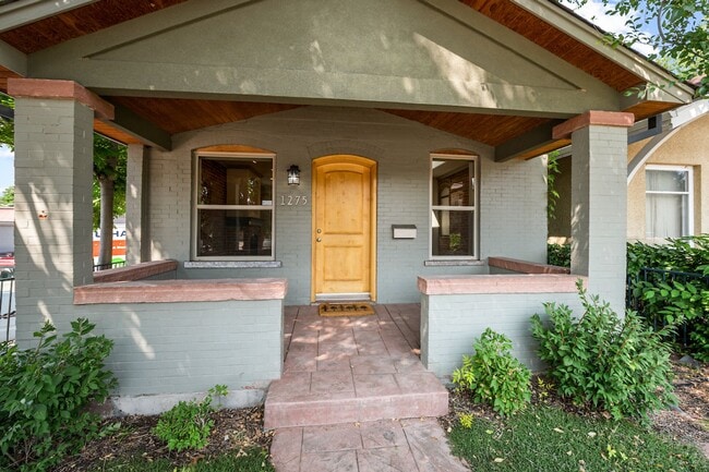 Photo - 1275 S Clayton St House