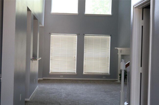 Building Photo - 19118 Sprintwood Ct