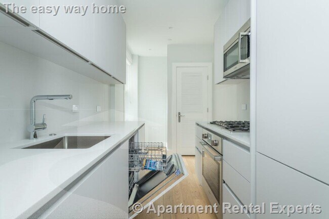 Foto del edificio - 286 Chestnut Hill Ave