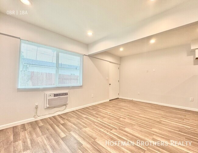 Foto del edificio - 14617 Gilmore St