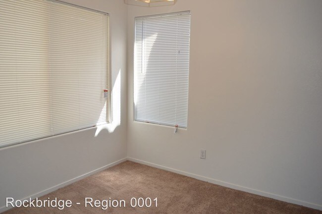 Building Photo - 3225 Casey Dr