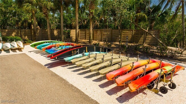 Foto del edificio - 4875 Pelican Colony Blvd