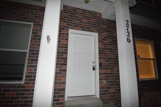 Building Photo - 2726 E Iron Bark Alley