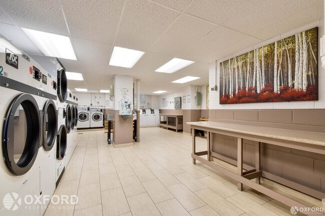 Foto del edificio - 69-10 108th St