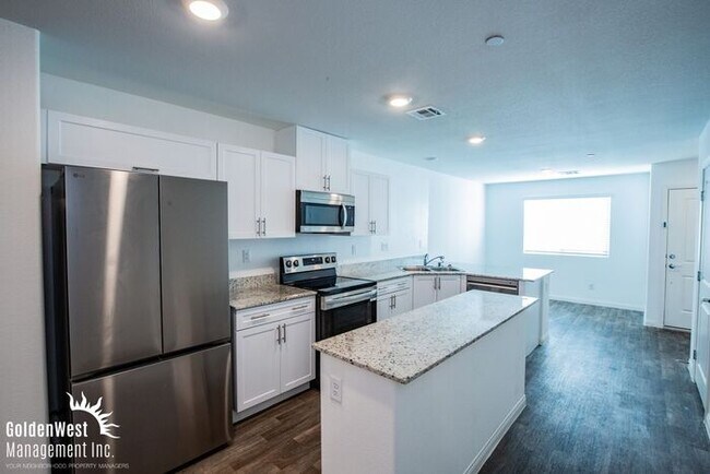 Building Photo - Modern 3Bdm 2Ba Townhome with Community Pool in Southwest Las Vegas.