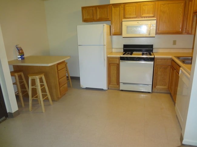 Building Photo - 801 Kingsley