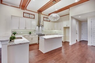 Building Photo - 4100 S Texas Ave
