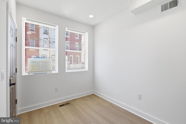 Building Photo - 2123 N 9th St