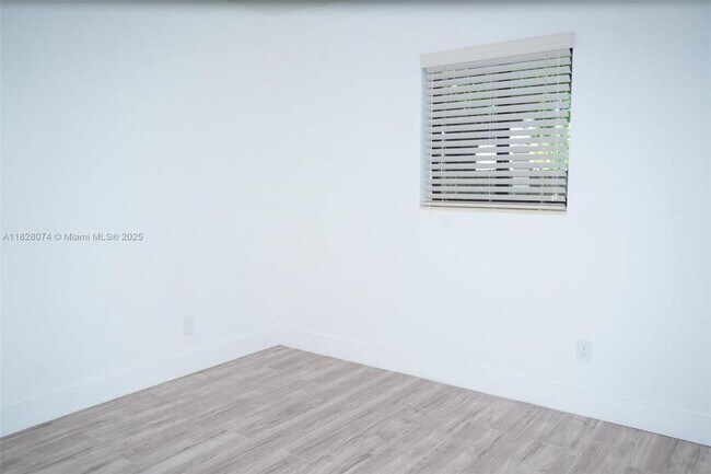 Foto del edificio - 4 bedroom in Ft Lauderdale FL 33311