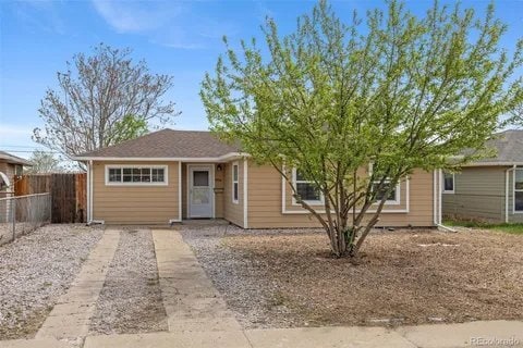 Foto del edificio - 4956 Umatilla St