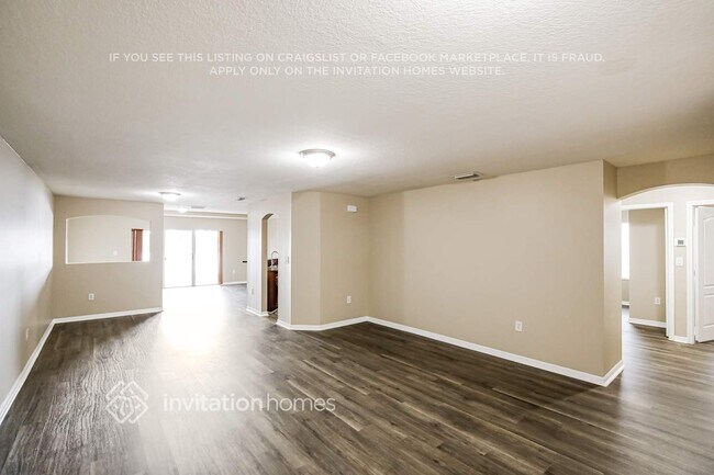 Foto del edificio - 16244 SW 44th Ln