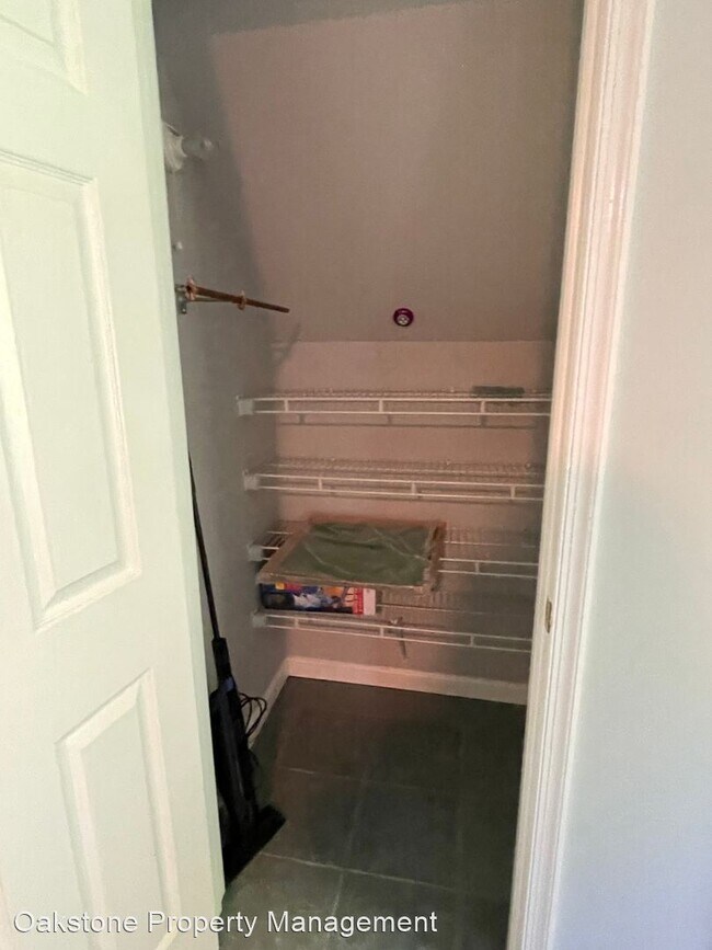 Foto del edificio - 1 br, 1 bath House - 10125 Alden Rd.