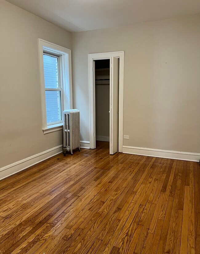 Foto del edificio - 5321 W Crystal St