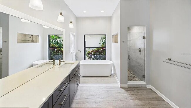 Foto del edificio - 6107 Misty Oaks St