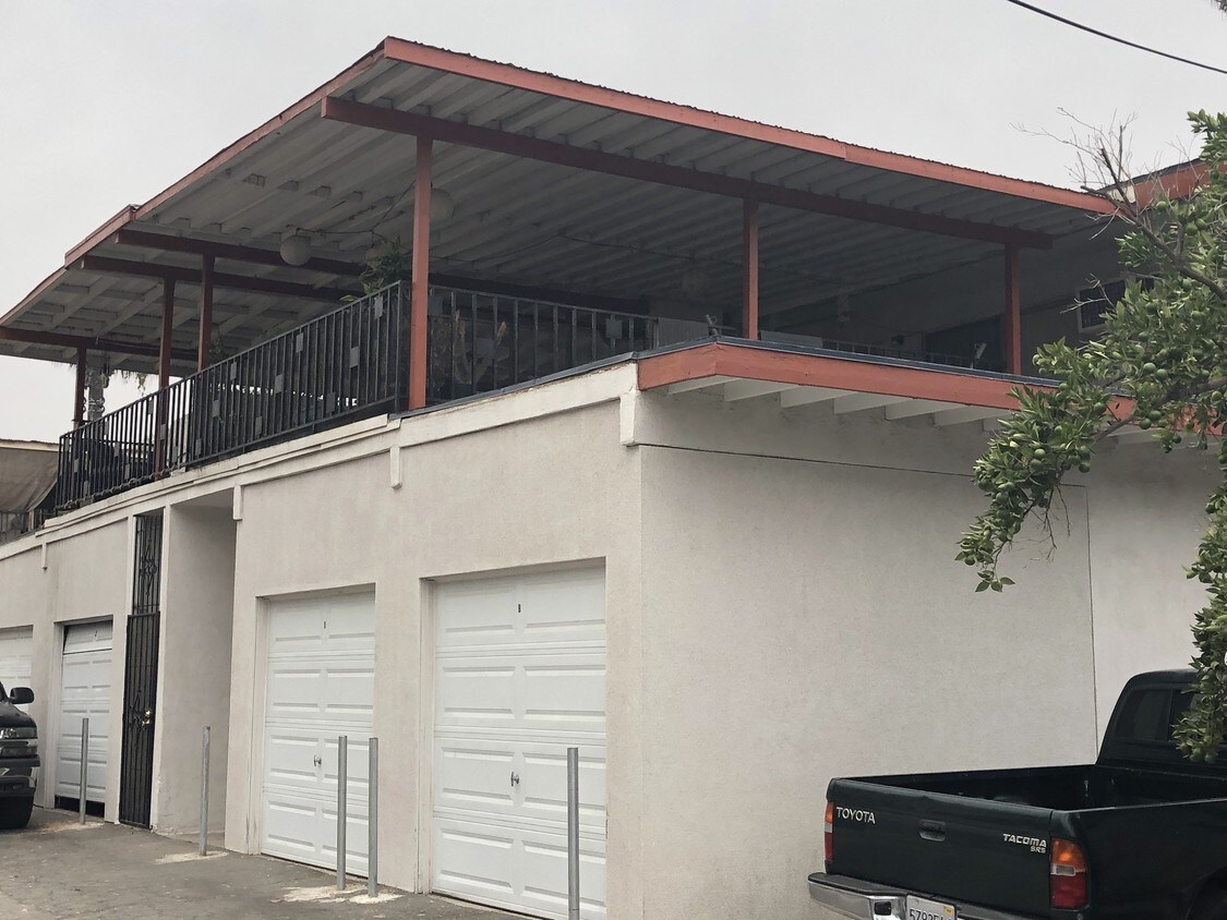 Unit balcony - 25260 La Mar Rd