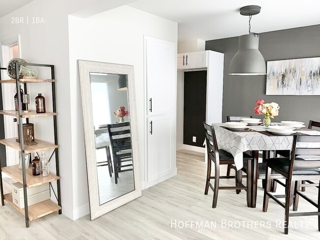 Building Photo - 8753 Langdon Ave